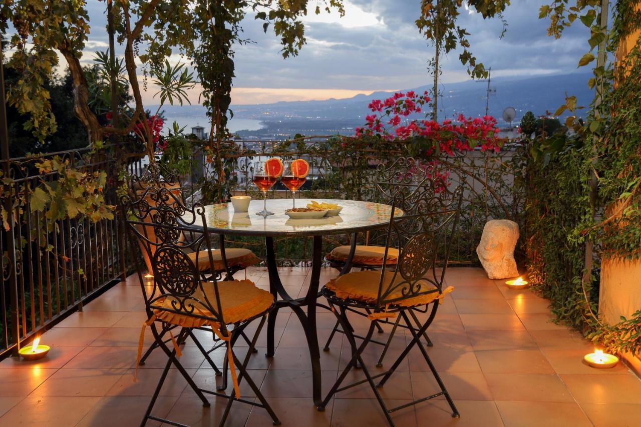 Villa Le Terrazze del Teatro Greco Taormina Esterno foto